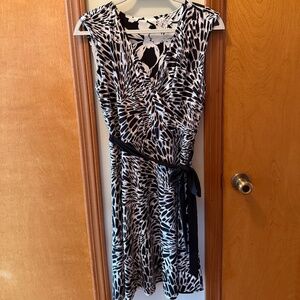 Brand New White House Black Market Reversible Dress / Black-Ecru